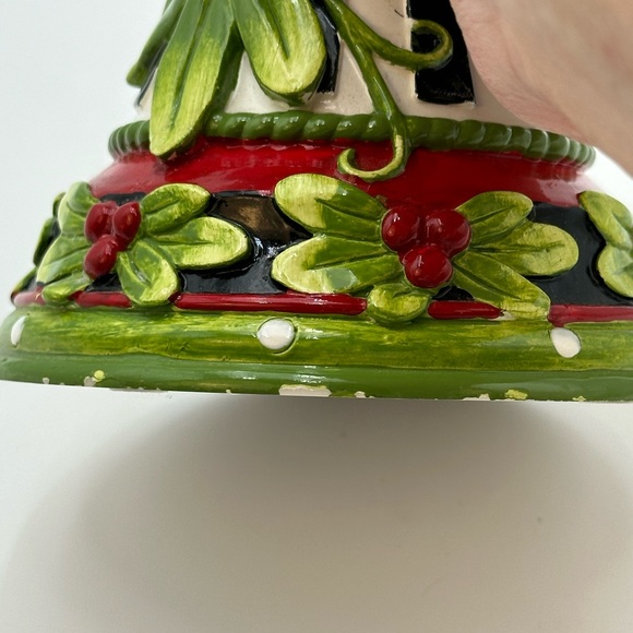 Fitz and Floyd Frosty's Frolic Musical Snowglobe - Picture 9 of 17